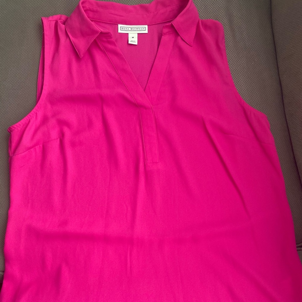Dana Buchman sleeveless blouse